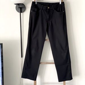 Lululemon on the move pants